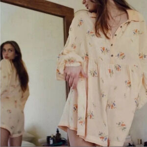 Urban Outfitters Carina Floral Babydoll Romper